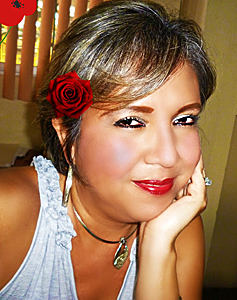 61 Year Old Guayaquil, Ecuador Woman